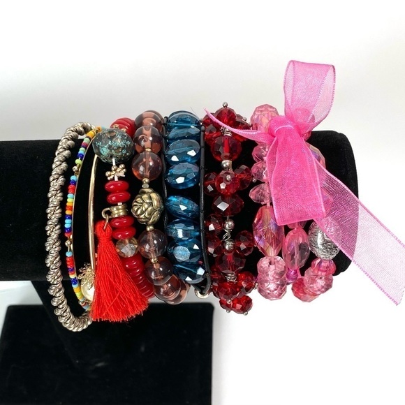 Jewelry Lot Wearable Bracelets Bangles Stretch 8 items - Picture 4 of 9